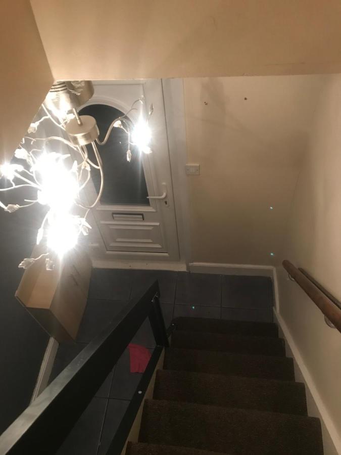 伍尔弗汉普顿New Cross House公寓 外观 照片
